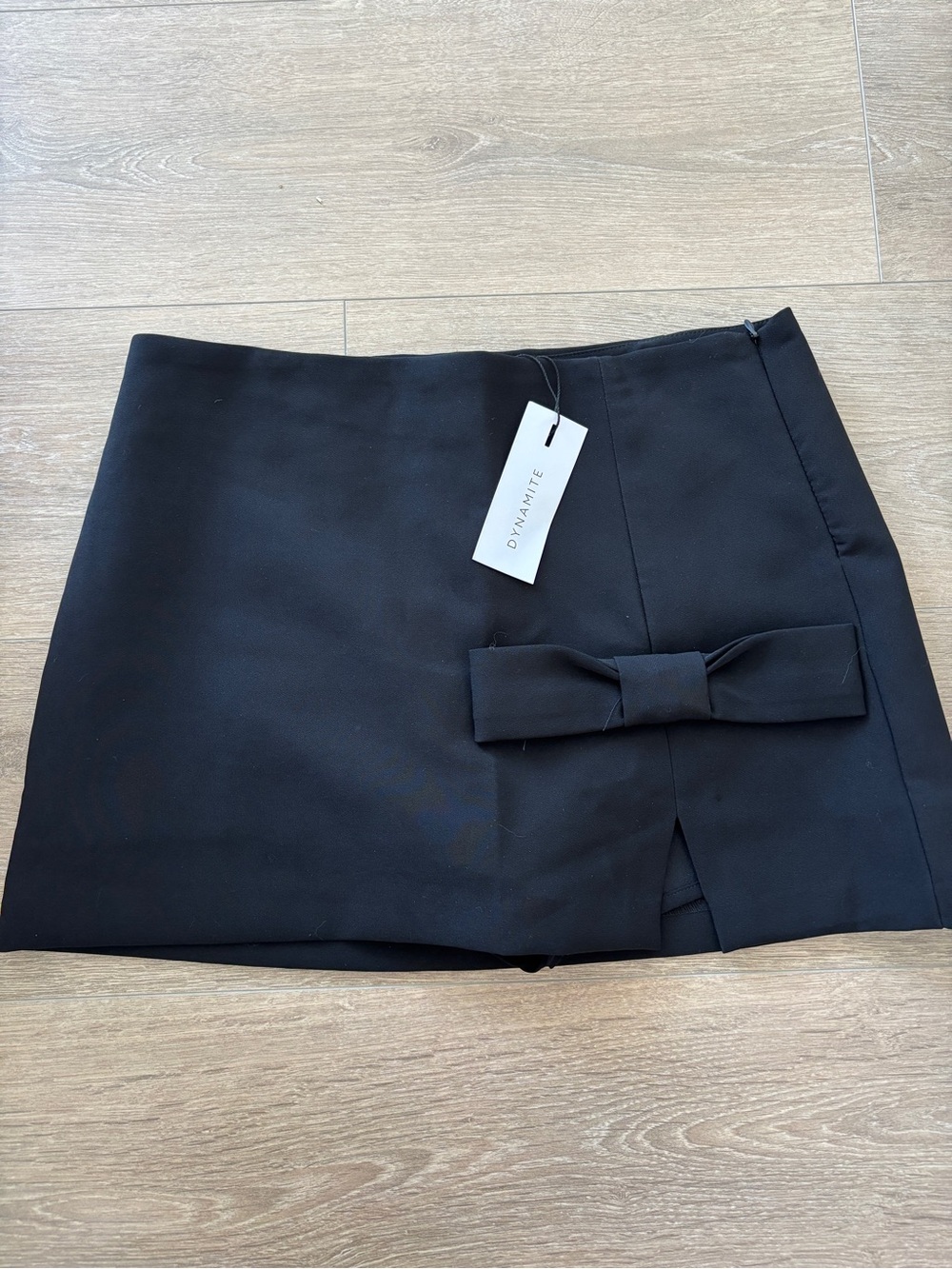 Dynamite Black Bow Micro Skort